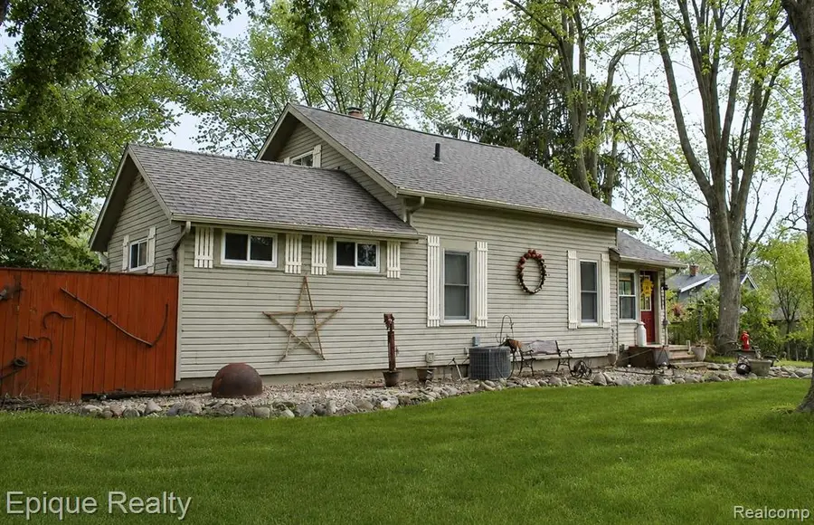 12 Mccoll, Yale, MI 48097 - #3
