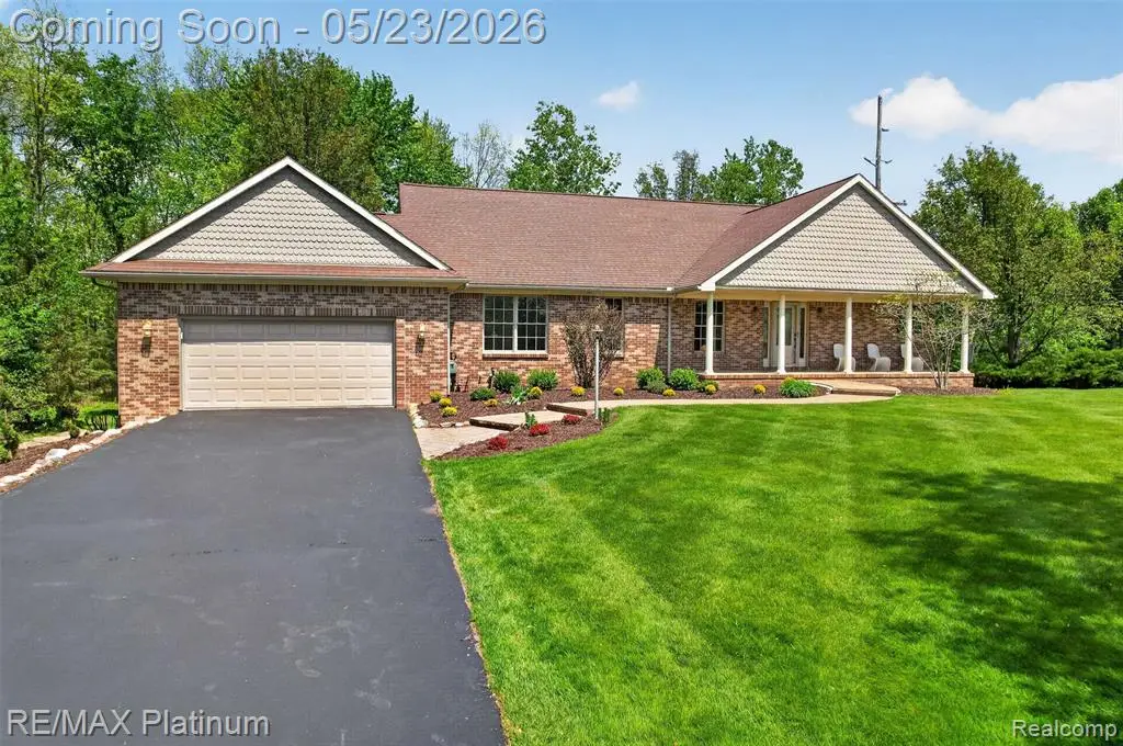59360 Foxpointe, South Lyon, MI 48178 - #1