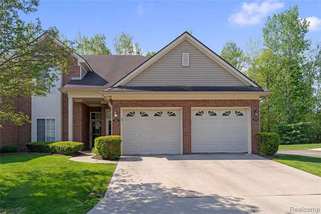 3522 Eagle Creek, Utica, MI 48317 - #1