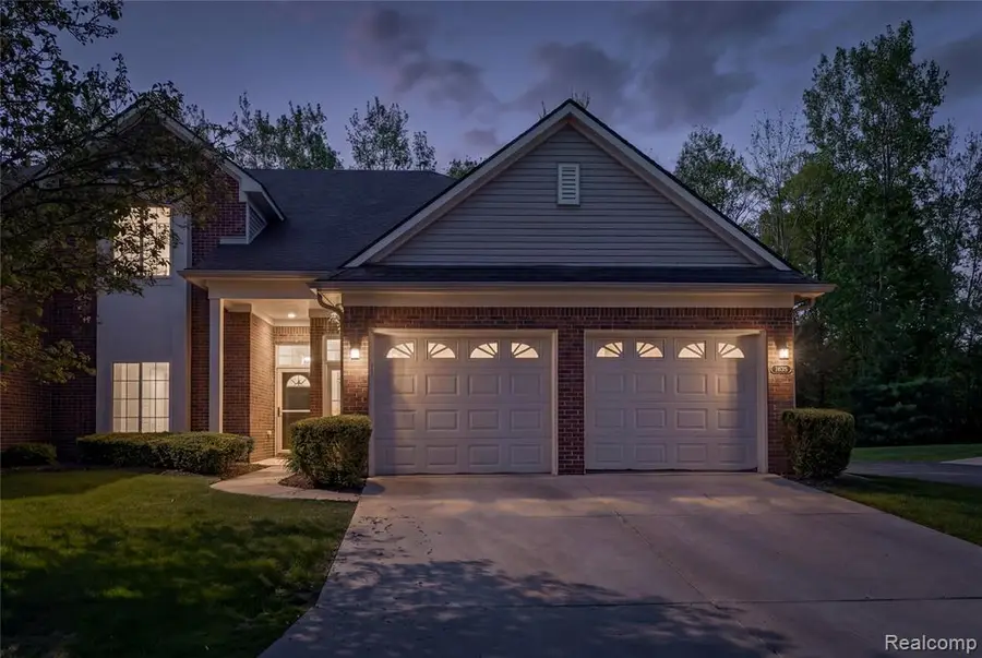 3522 Eagle Creek, Utica, MI 48317 - #3