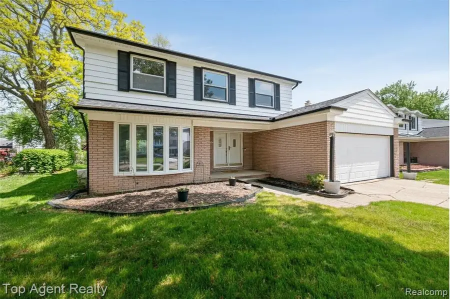 27370 Selkirk, Southfield, MI 48076 - #3