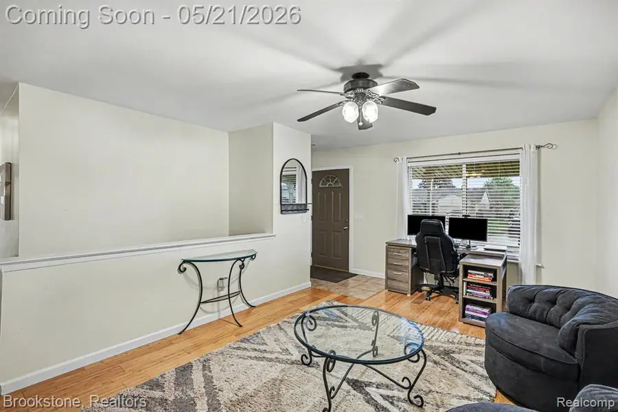 46561 Plum Grove, Macomb, MI 48044 - #2