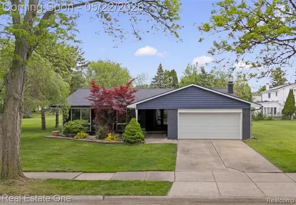 489 Evaline, Troy, MI 48085