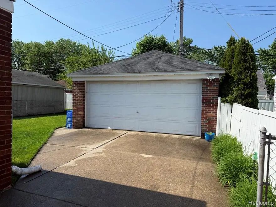 15263 Horger, Allen Park, MI 48101 - #3