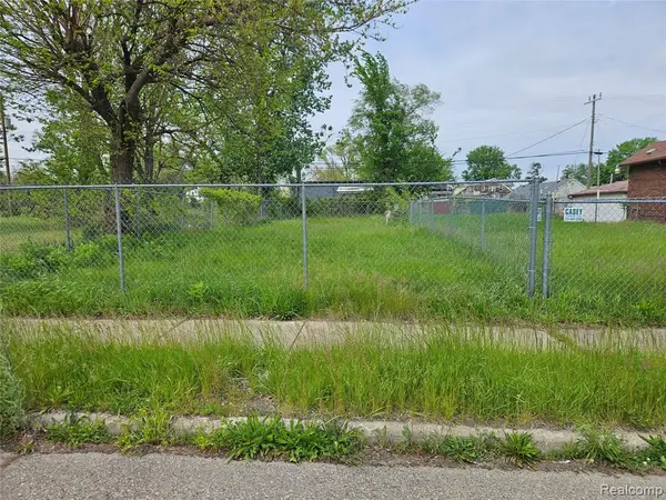 7362 Ellsworth, Detroit, MI 48238