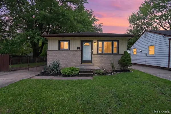 5957 John Daly, Taylor, MI 48180