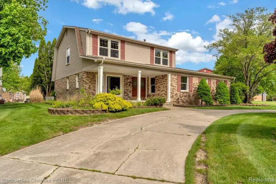 24944 Arden Park, Farmington Hills, MI 48336 - #3