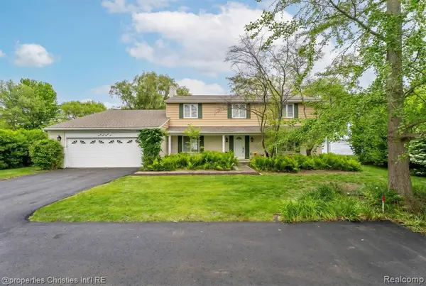 2825 Sylvan Shores, Waterford, MI 48328