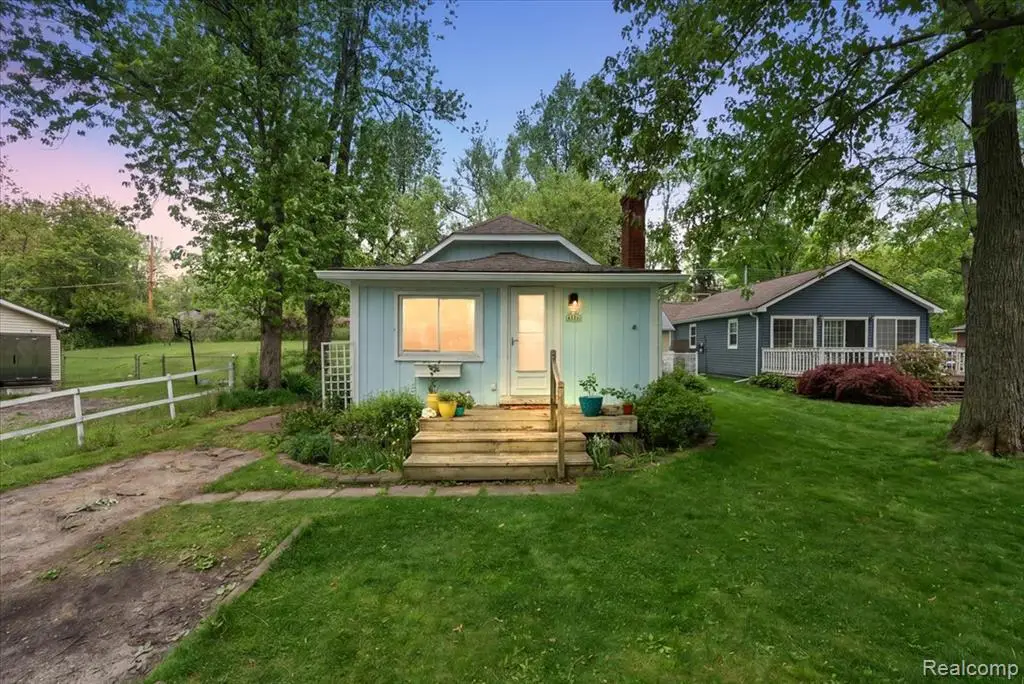 4886 Filer, Waterford, MI 48328 - #1
