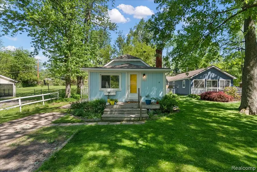 4886 Filer, Waterford, MI 48328 - #2