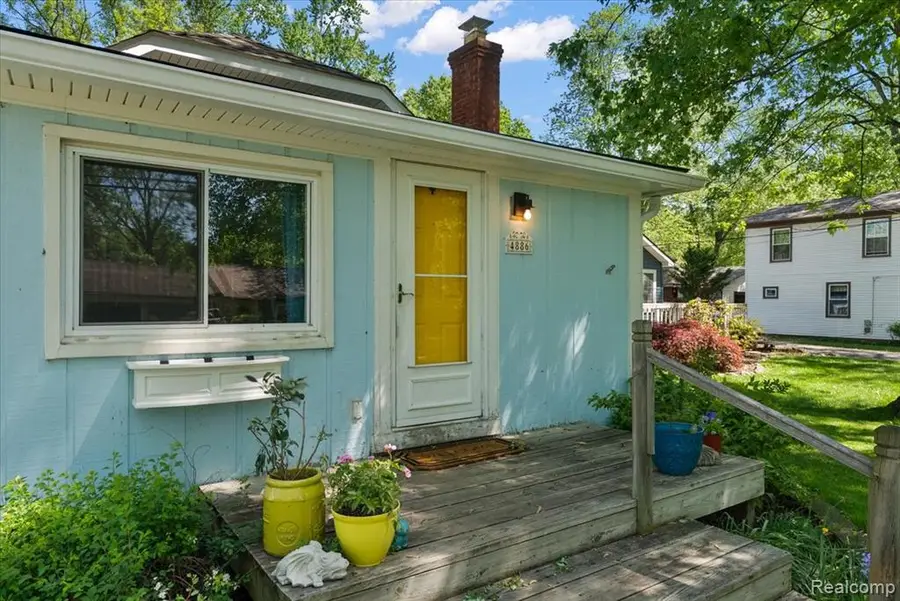 4886 Filer, Waterford, MI 48328 - #3