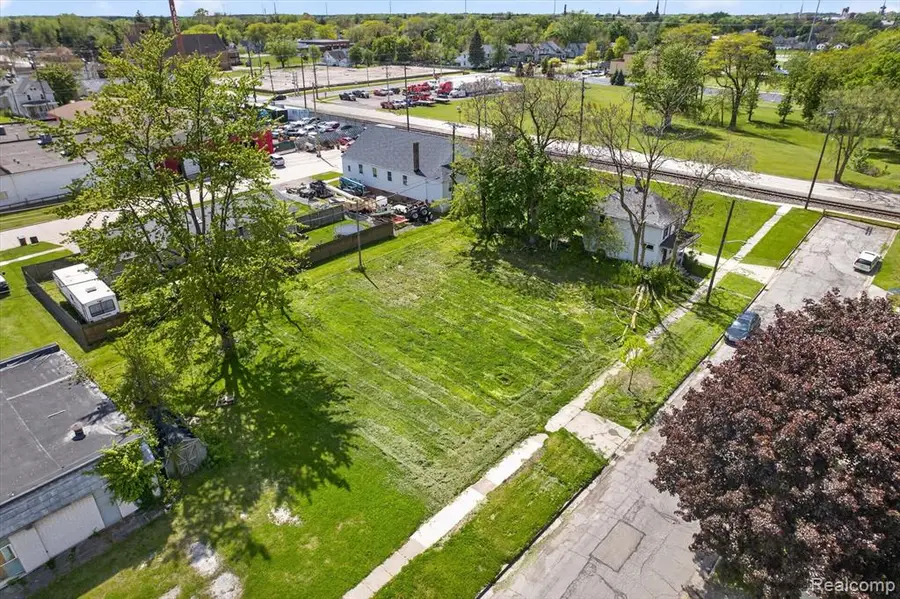 1016 Humphrey, Monroe, MI 48161 - #2