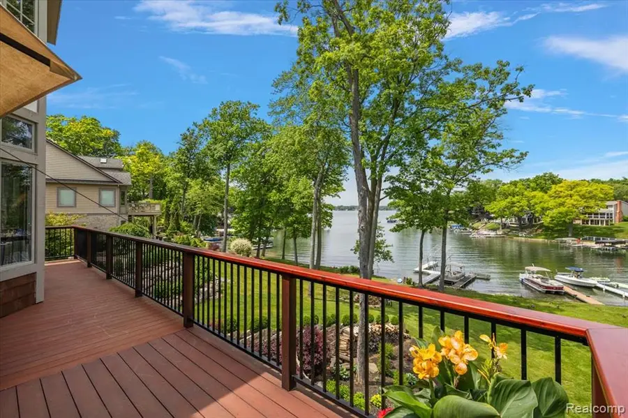 1739 Ridge, White Lake, MI 48383 - #3
