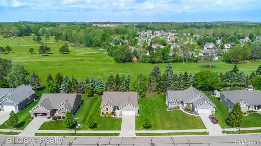 291 Golfside, Lapeer, MI 48446 - #2