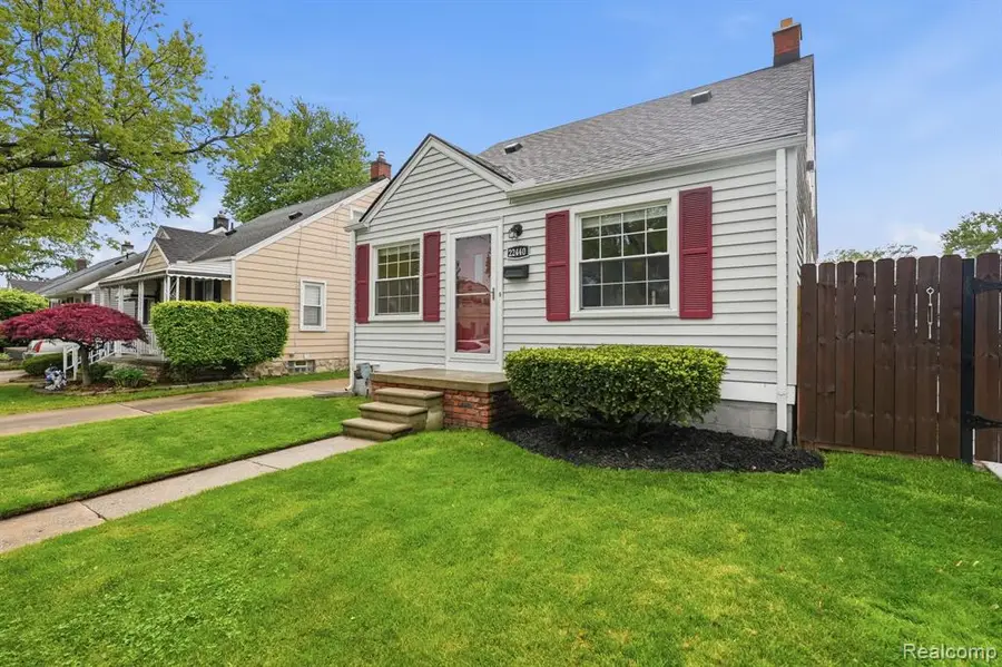 22440 California, Saint Clair Shores, MI 48080 - #2