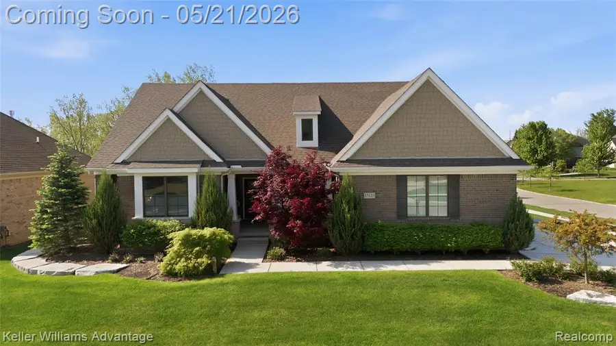 37125 White Tail, Farmington, MI 48335 - #2