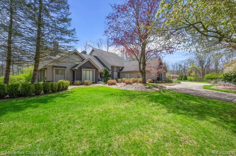 1071 Woodbridge, Rochester, MI 48306 - #3
