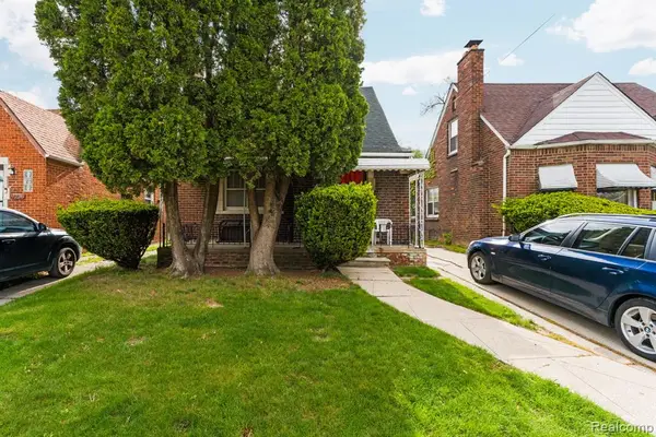 9230 Hartwell, Detroit, MI 48228