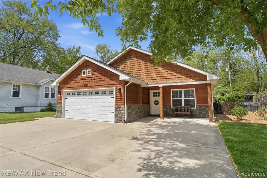6070 Hackett, Waterford, MI 48327 - #2