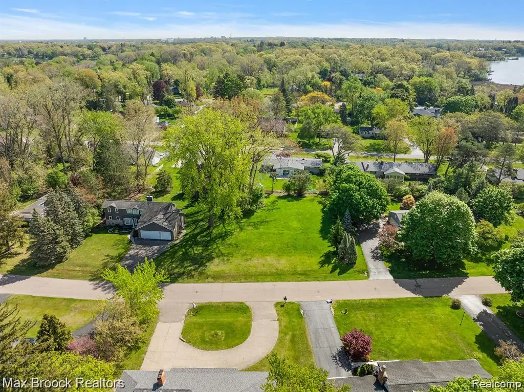 0000 Pine Ridge Road, West Bloomfield, MI 48324 - #1