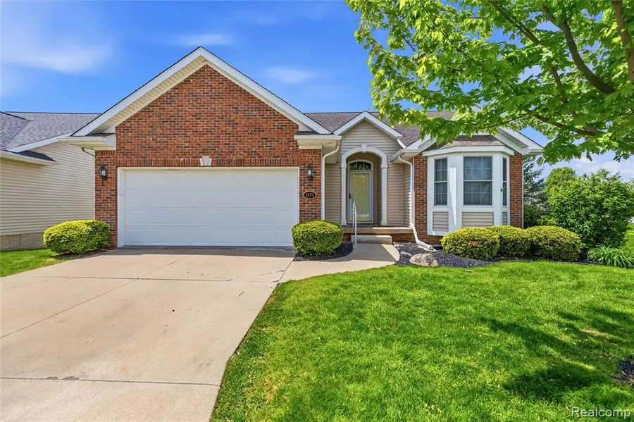 1171 Creekside, Burton, MI 48509 - #2