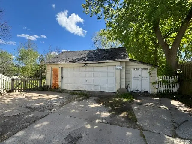 109 Cogshall, Holly, MI 48442 - #3