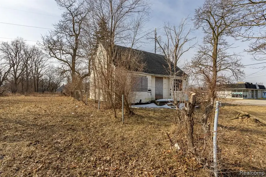 1013 W Pasadena, Flint, MI 48504 - #2