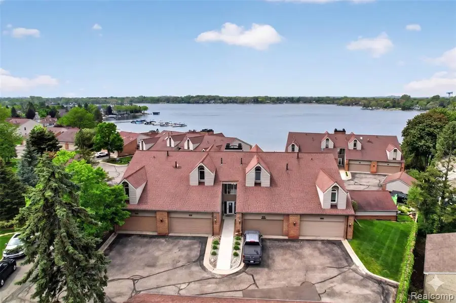 3372 Loon Lake #41, Waterford, MI 48329 - #2