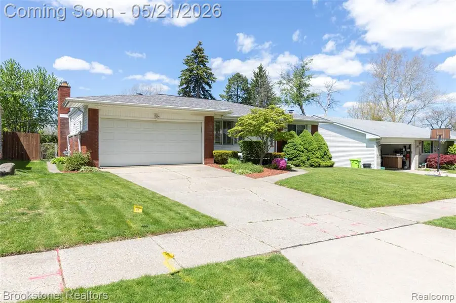 2445 Liverpool, Auburn Hills, MI 48326 - #2