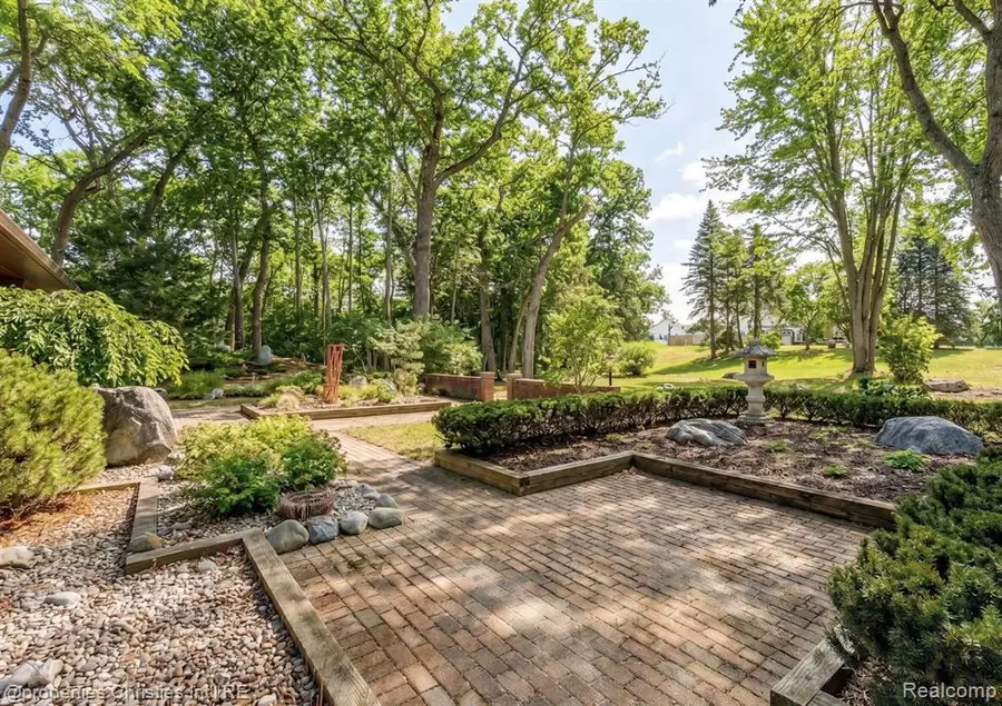 291 Barden, Bloomfield Hills, MI 48304 - #3
