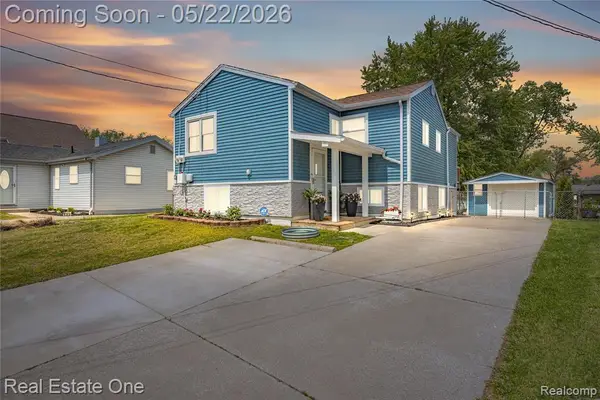 9136 Buckingham, White Lake, MI 48386