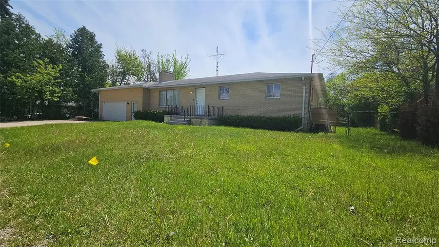 2469 Hatherly, Flint, MI 48504 - #2