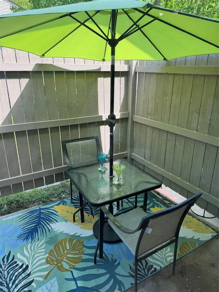70 Pine Tree Ridge #2, Waterford, MI 48327 - #2