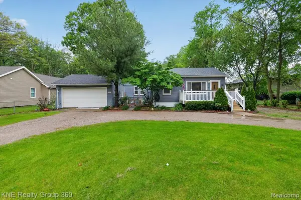 38152 Hixford, Westland, MI 48185