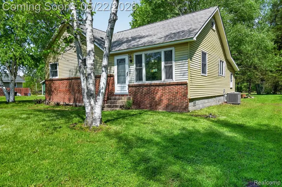 3660 Keewahdin, Fort Gratiot, MI 48059 - #3