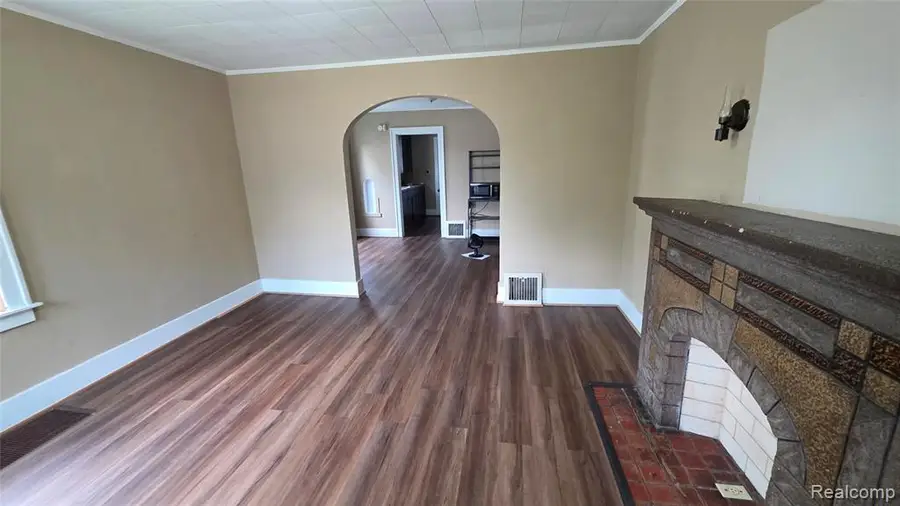 196 Beach, Pontiac, MI 48342 - #3