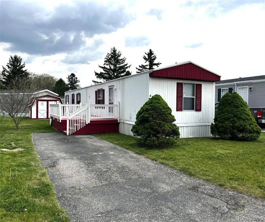 80 Pool, Metamora, MI 48455 - #1