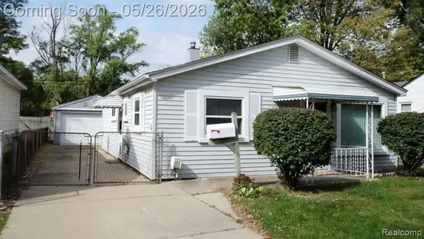27791 Groveland, Madison Heights, MI 48071