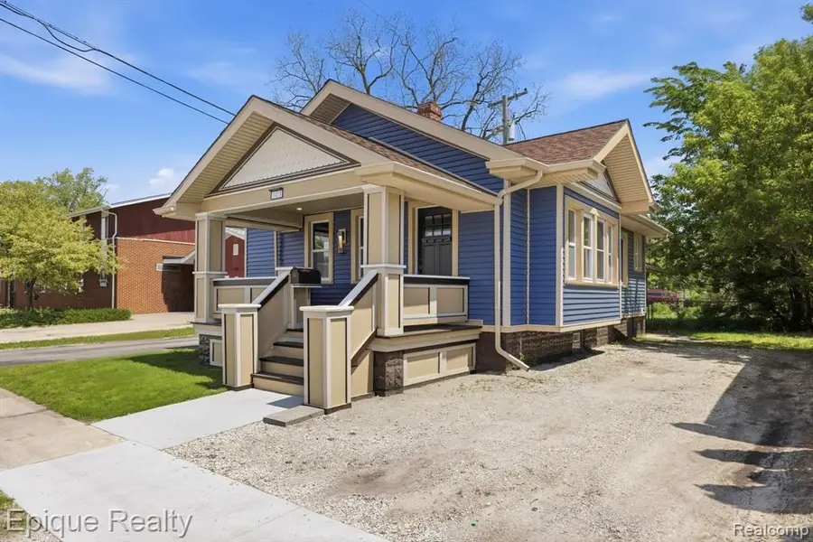 1418 8th, Port Huron, MI 48060 - #2
