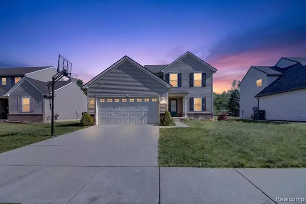 33308 Sienna, Romulus, MI 48174