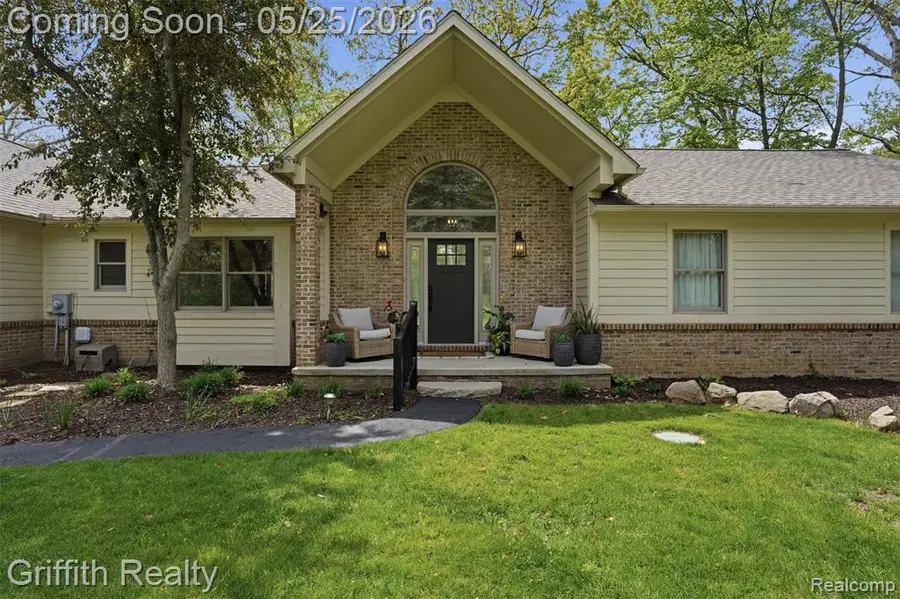 10232 Spencer, Brighton, MI 48114 - #3