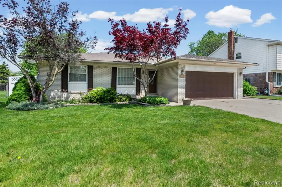 22356 Woodstock, Woodhaven, MI 48183 - #3