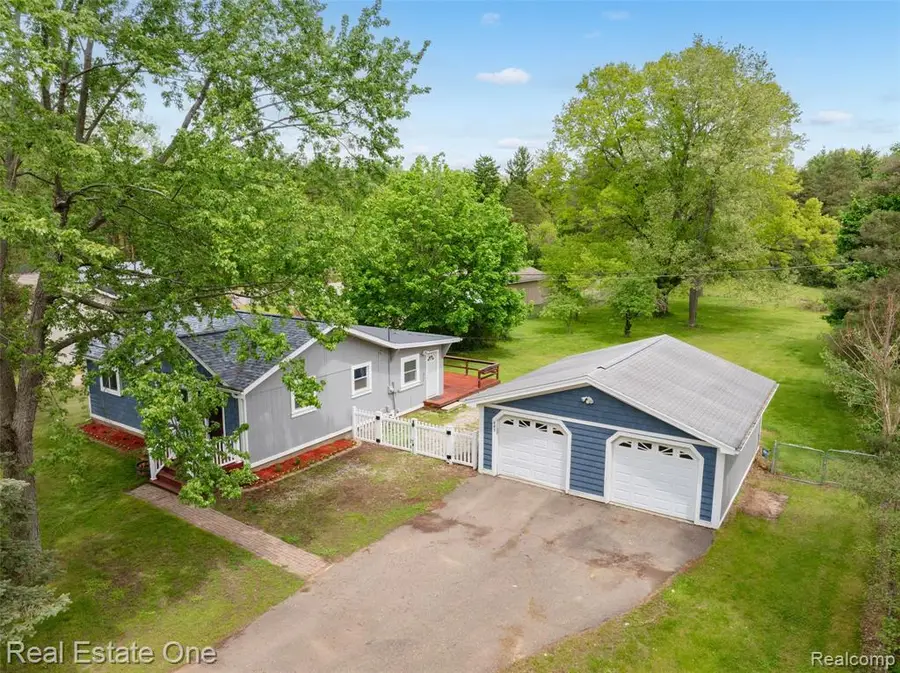 845 Sebek, Oxford, MI 48371 - #2