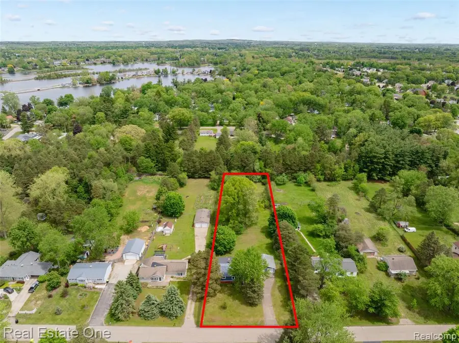 845 Sebek, Oxford, MI 48371 - #3