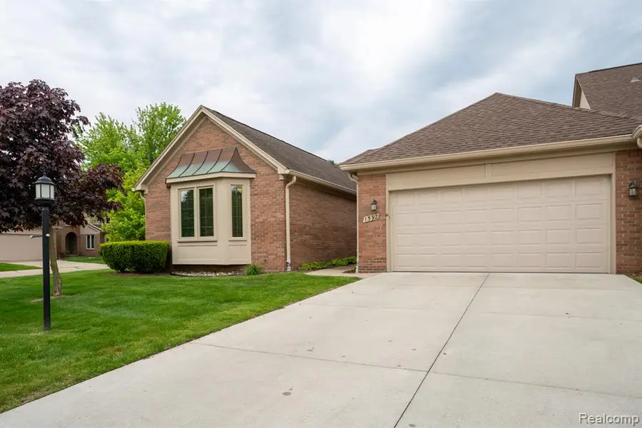 1592 Country, Trenton, MI 48183 - #2
