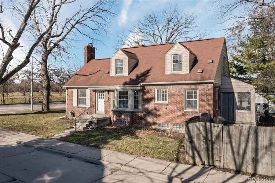 20701 Toles, Grosse Pointe Woods, MI 48236 - #2