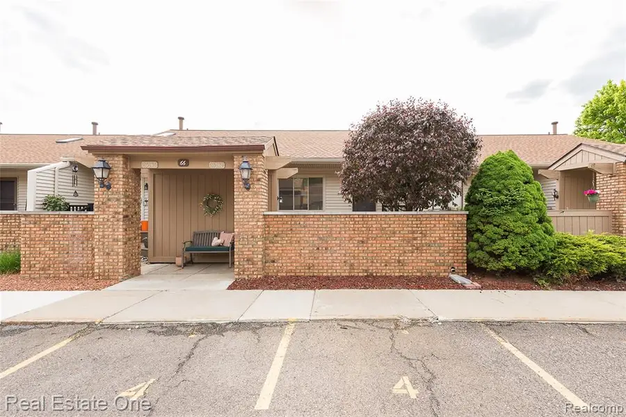 25137 Jefferson #4, South Lyon, MI 48178 - #2