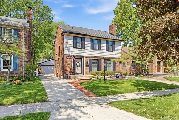 238 S York, Dearborn, MI 48124
