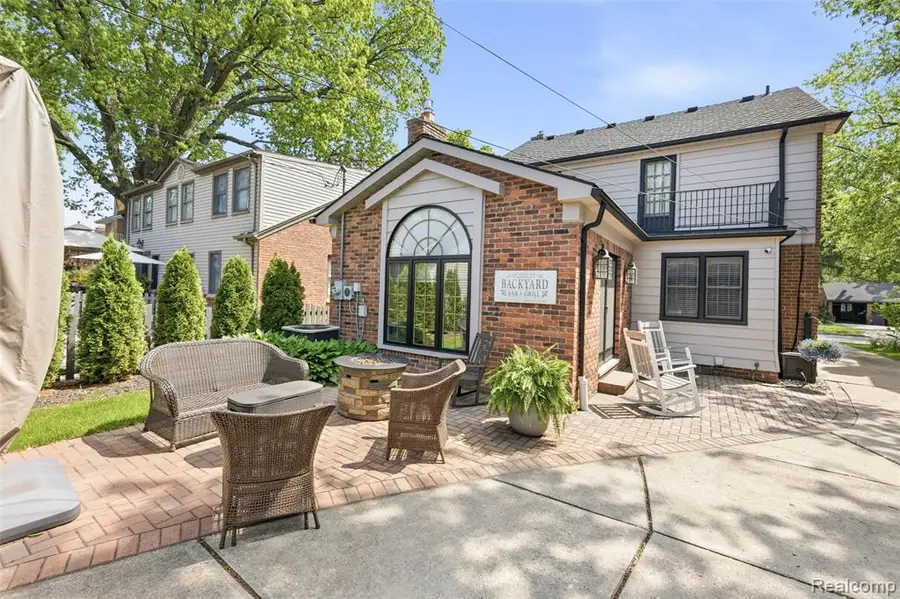 238 S York, Dearborn, MI 48124 - #3