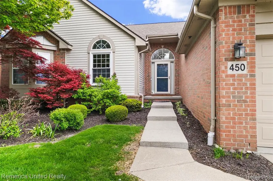 450 Berry Lake, Commerce Township, MI 48390 - #2